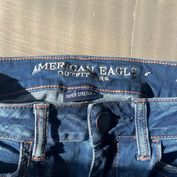 American Eagle Next Level Curvy Patched High-Waisted Jegging - Picture 5 of 6